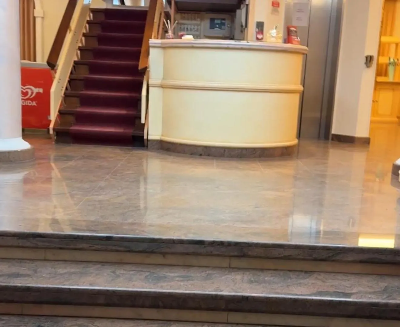 Hotel Azzurra 蒙特卡蒂尼泰尔梅