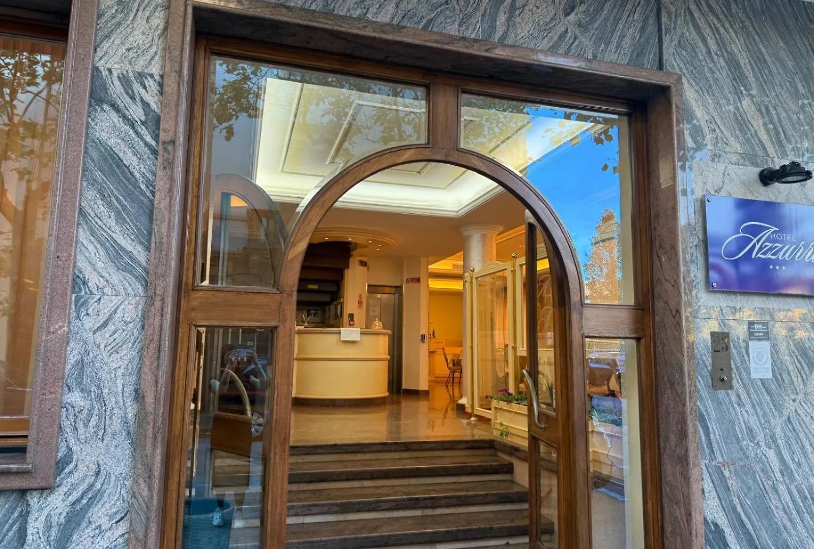 ***  Hotel Azzurra 蒙特卡蒂尼泰尔梅 意大利